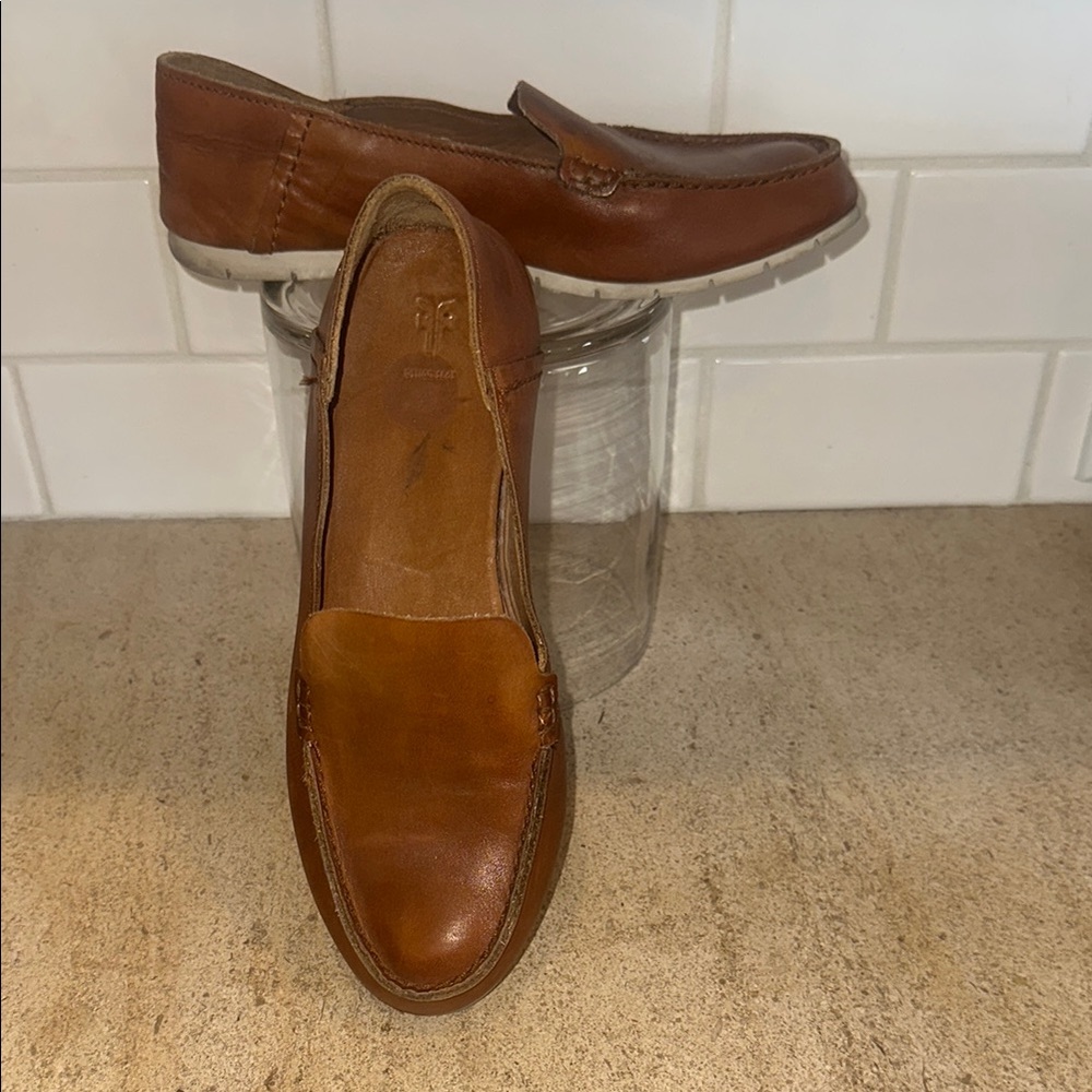 Frye Brown Leather Slip-On Loafers Timeless Style